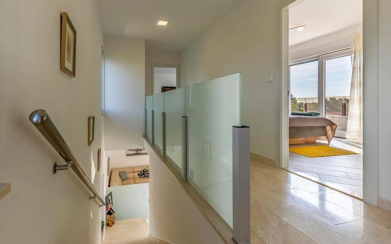 Istriensonne 0005 - Villa Maristra Mit Pool Sisan